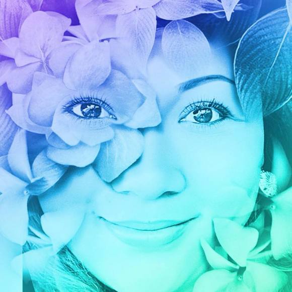 Meet your Posher, Tara - Picture 1 of 8